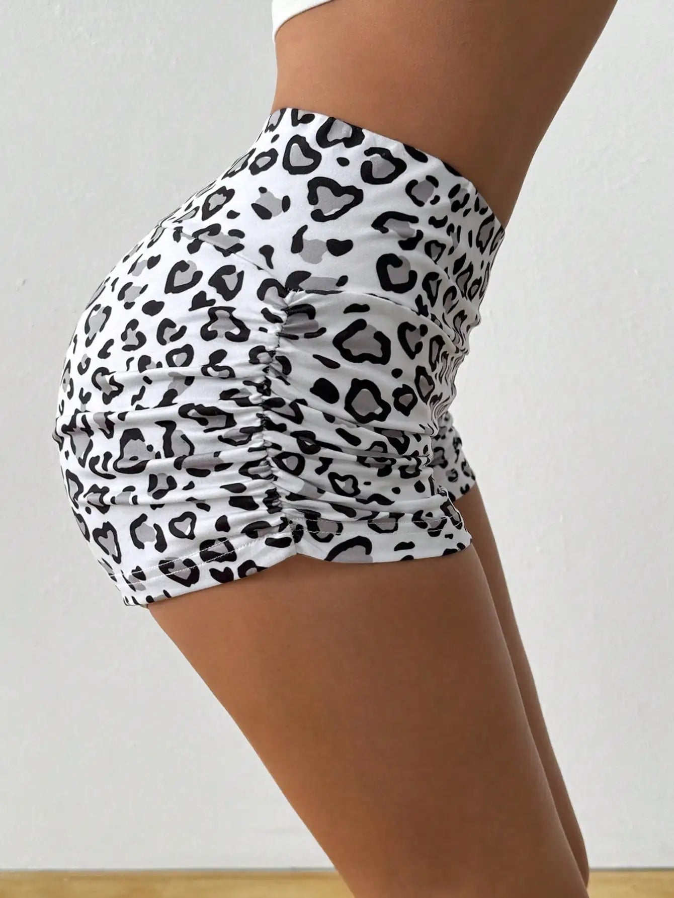 EZwear Ladies' Solid Color Ruched Biker Shorts, Summer Biking,Yoga Sports